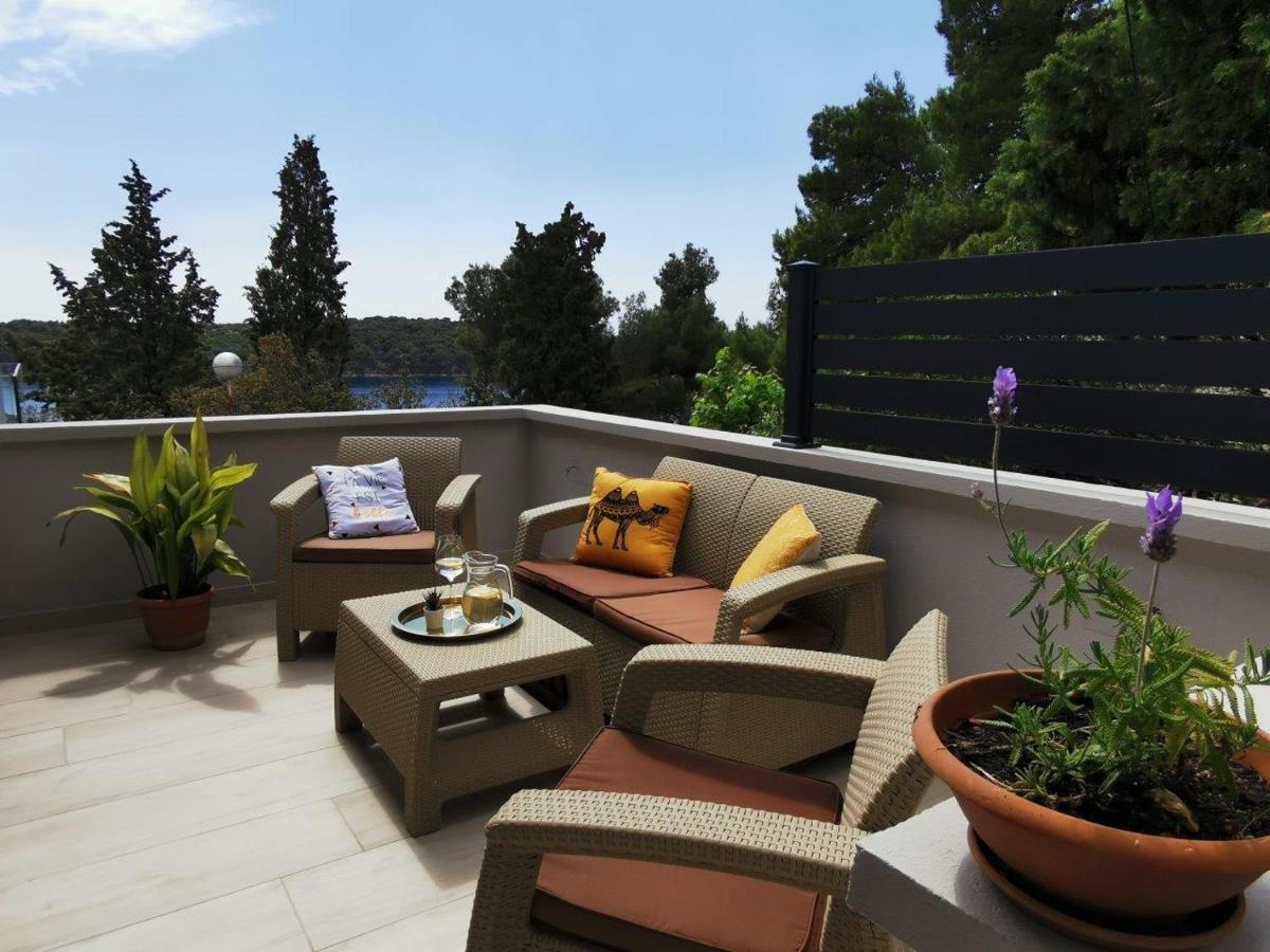 Villa Poljana Mali Losinj Ngoại thất bức ảnh